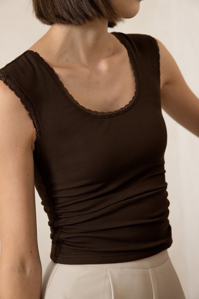 ELLIS PADDED LACE TRIM SCOOP NECK RIBBED TOP (ESPRESSO)