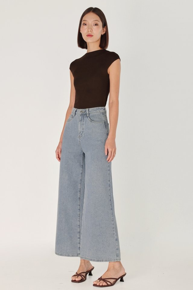 ENDLESS FLARE LEG DENIM JEANS - REGULAR (LIGHT WASHED)