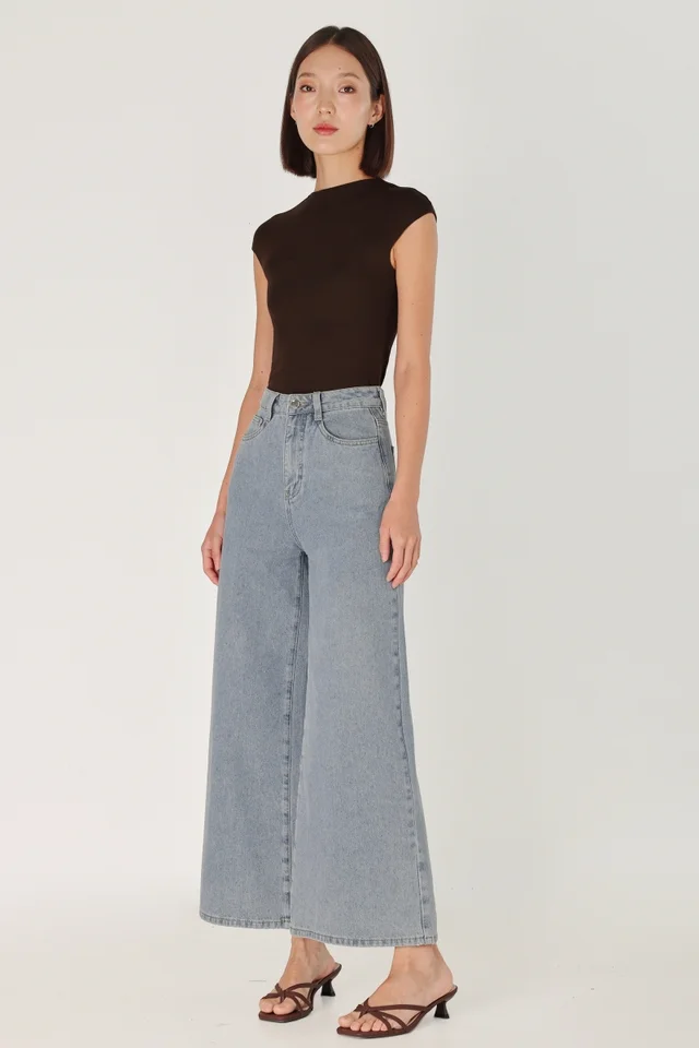 ENDLESS FLARE LEG DENIM JEANS - REGULAR (LIGHT WASHED)