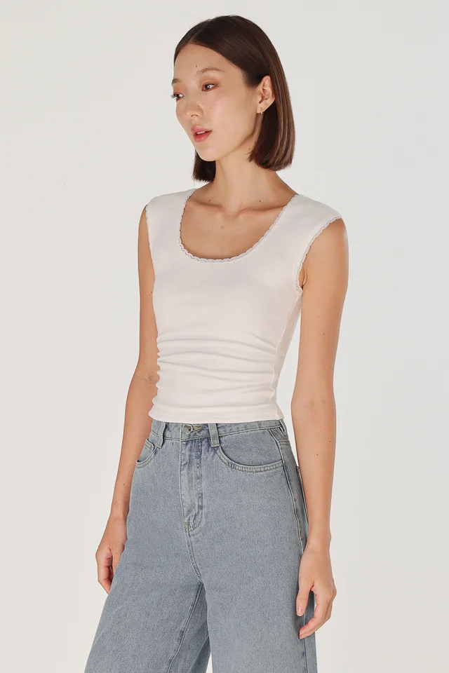 ELLIS PADDED LACE TRIM SCOOP NECK RIBBED TOP (WHITE)