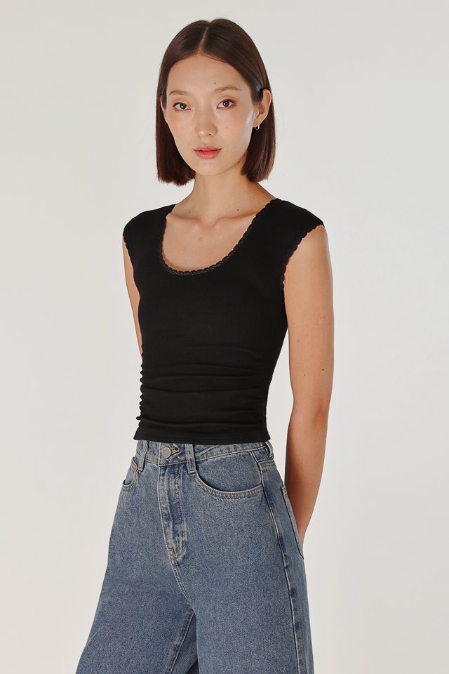 ELLIS PADDED LACE TRIM SCOOP NECK RIBBED TOP (BLACK)