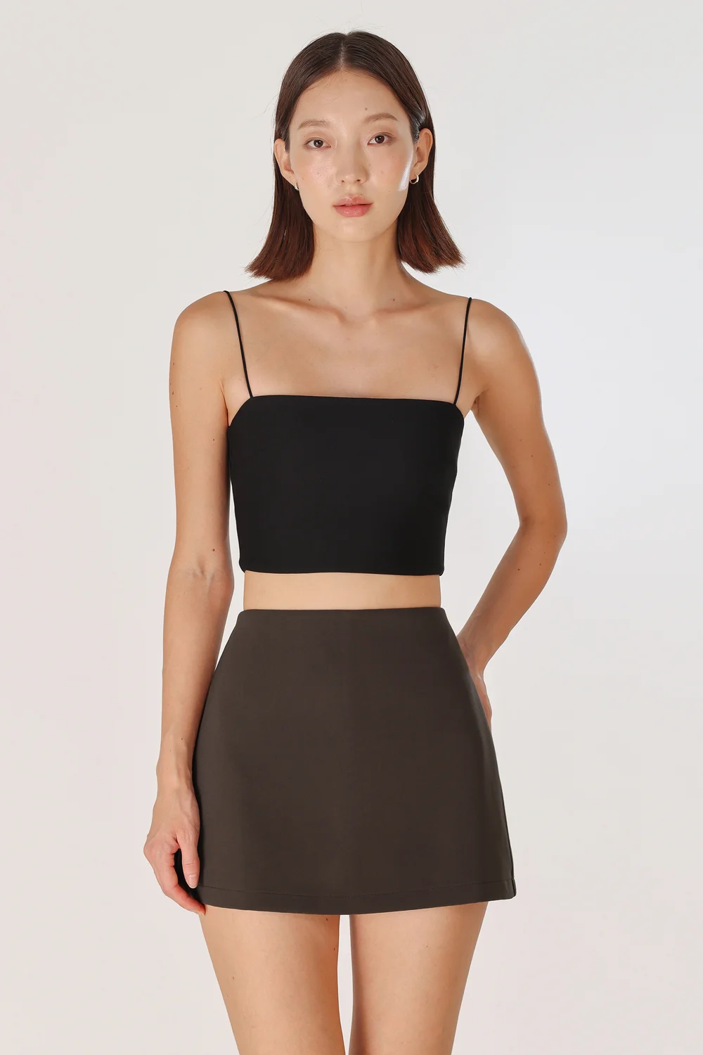 WENDA MID WAIST BASIC MINI SKORTS (BROWN) | Lovet