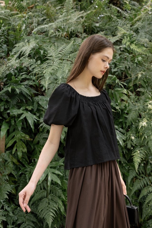 ZAPHIRA PADDED SMOCKED NECK BUBBLE SLEEVE TIE-BACK BLOUSE (BLACK)