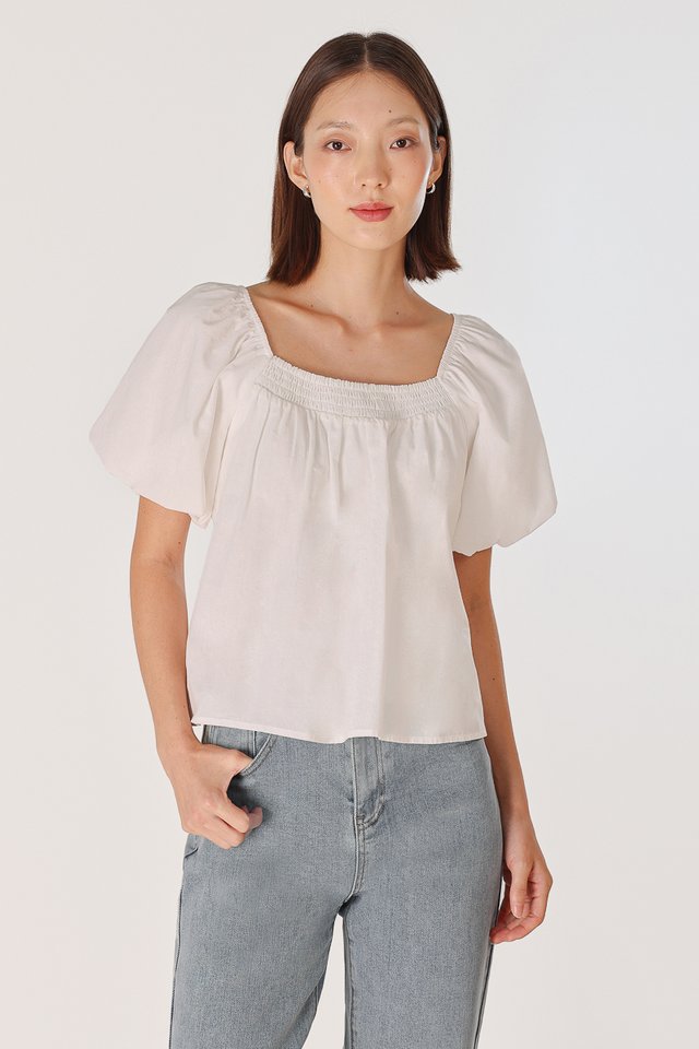 ZAPHIRA PADDED SMOCKED NECK BUBBLE SLEEVE TIE-BACK BLOUSE (WHITE)