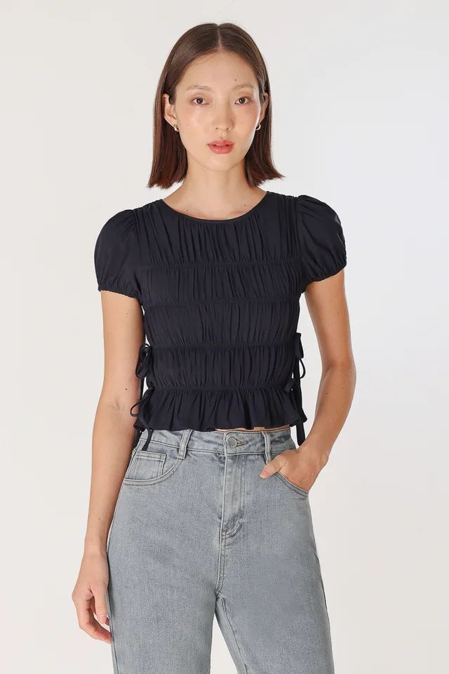 MORGANNA SHIRRED PUFF SLEEVE RIBBON-TIE TOP (NAVY)