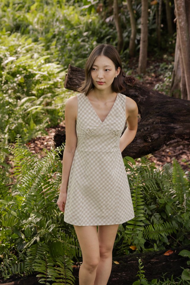 MALIKA GINGHAM V-NECK PICOT TRIMMING DRESS