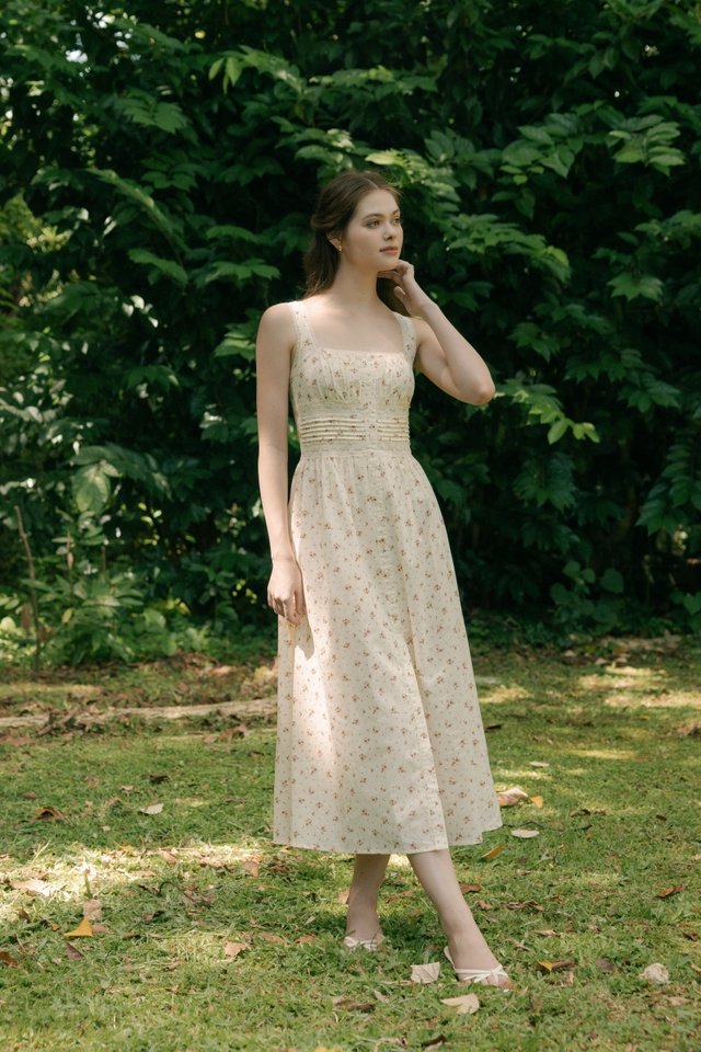 ZOIE PADDED FLORAL BUTTON PINTUCK WAIST MAXI DRESS