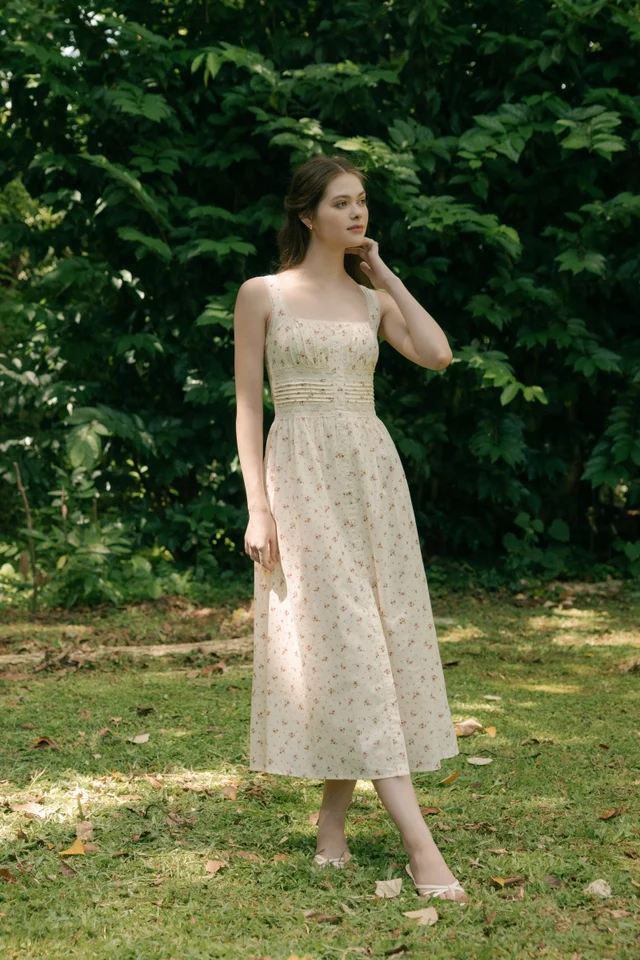 ZOIE PADDED FLORAL BUTTON PINTUCK WAIST MAXI DRESS
