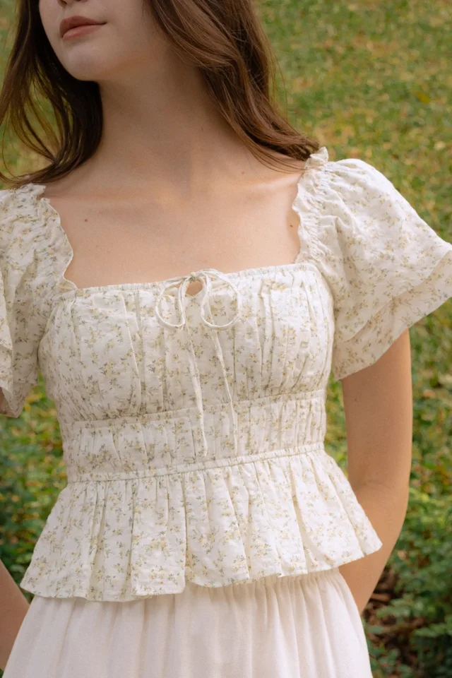 MIDSUMMER PADDED RUCHED RIBBON FLUTTER SLEEVE TOP