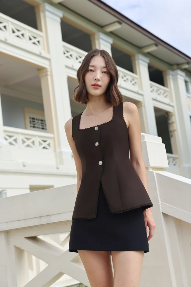 CAMELLIA LACE TRIM BUTTON VEST TOP (ESPRESSO)