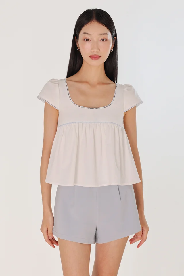 OLIANA PADDED EYELET TRIM SCOOP NECK BABYDOLL TOP (WHITE)