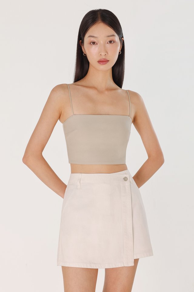 SUPERNOVA ASYMMETRICAL OVERLAP DENIM SKORTS (WHITE)