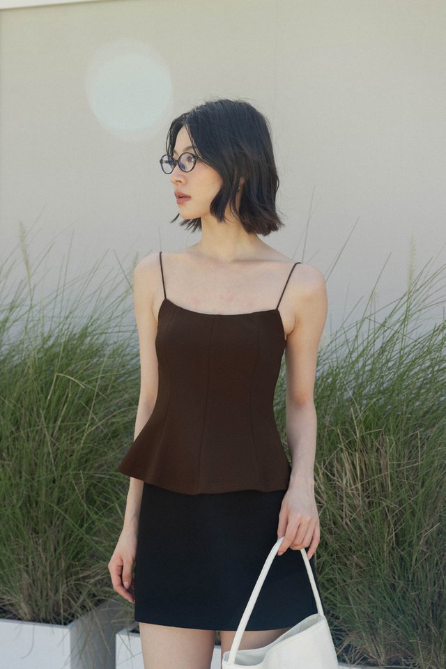 JAYNA PADDED PANELLED BASIC TOP (BROWN)