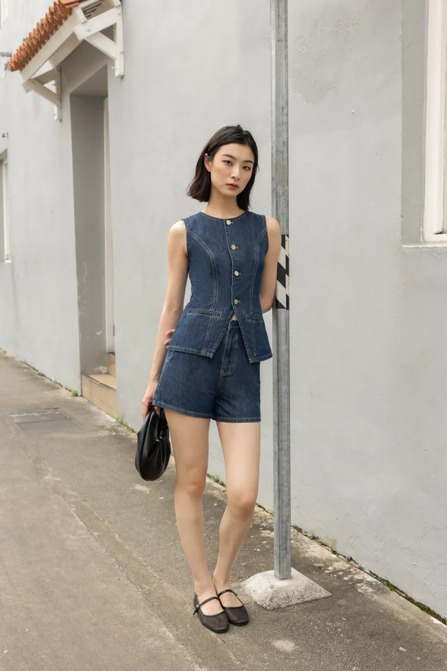BETTER DAYS DENIM PANELLED BUTTON VEST TOP