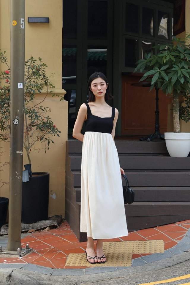 YERIN PADDED CONTRAST SWEETHEART BABYDOLL MAXI DRESS