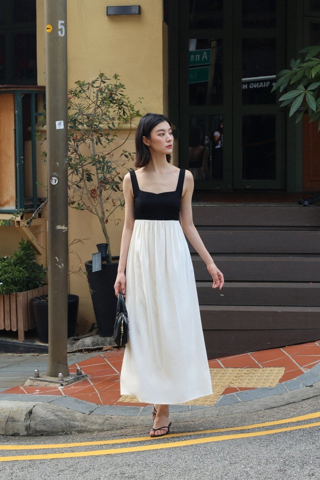 YERIN PADDED CONTRAST SWEETHEART BABYDOLL MAXI DRESS