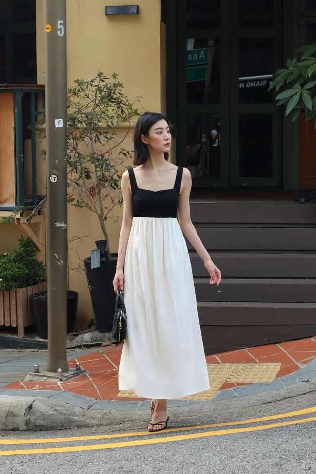 YERIN PADDED CONTRAST SWEETHEART BABYDOLL MAXI DRESS