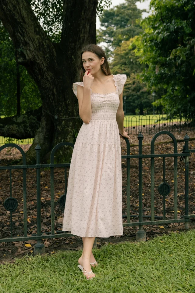 ANNIE PADDED FLORAL SWEETHEART SMOCKED RUFFLE MAXI DRESS