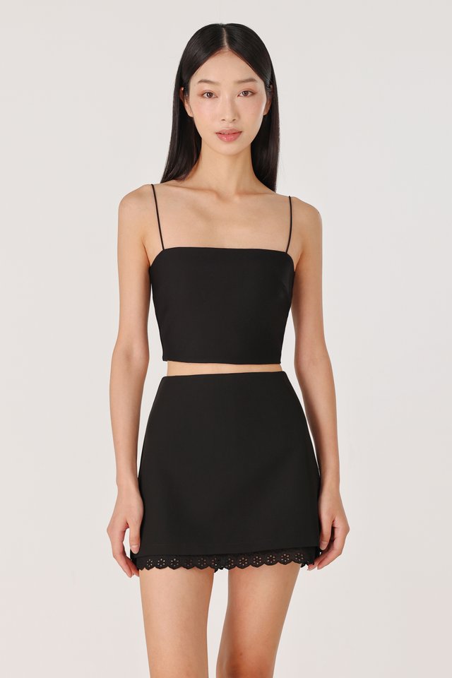 MIREYA EYELET HEM BASIC SKORTS (BLACK)