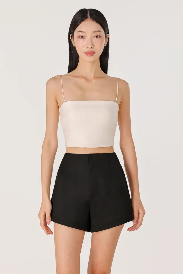 LIVANA BASIC SLANT HEM SHORTS (BLACK)