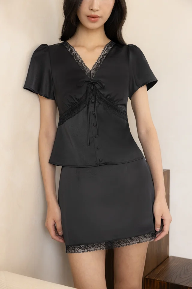 AZARIA SATIN LACE TRIM FLUTTER SLEEVE TOP (BLACK)