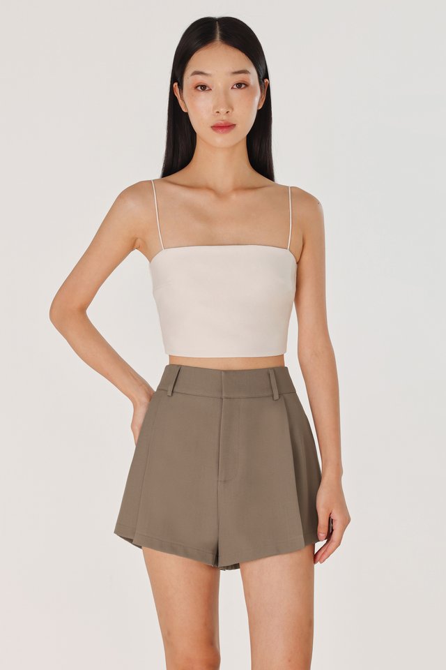 CAYLIN PLEATED FLARE SLANT HEM SHORTS (BROWN)