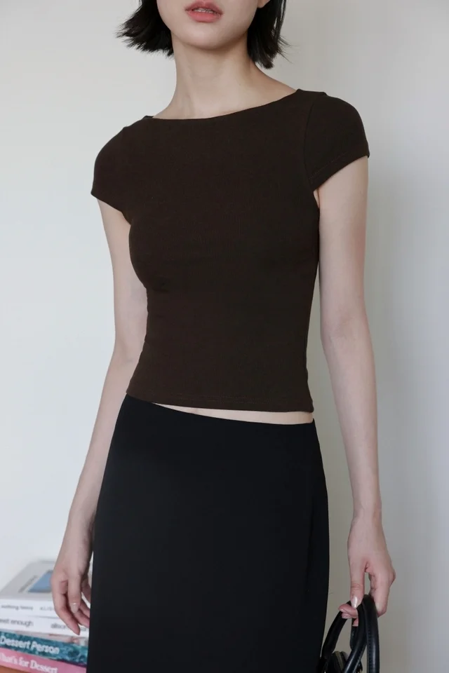 ELARIA PADDED BOAT NECK CAP SLEEVE TOP (ESPRESSO)