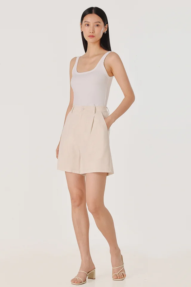 NOVARA LINEN PLEATED LONGLINE BUTTON SHORTS (OAT)