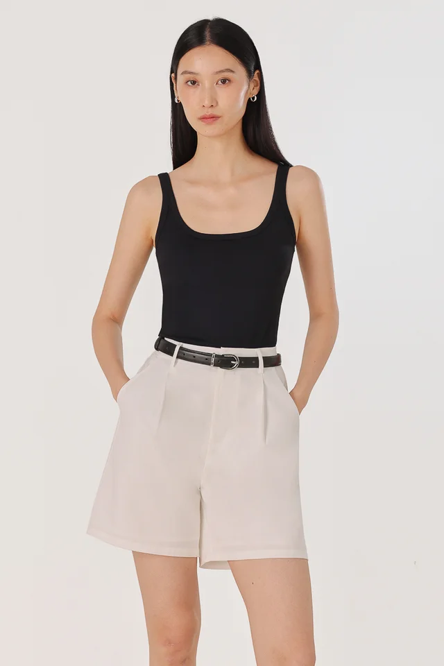 LISETTE PADDED SCOOP NECK TOP (BLACK)
