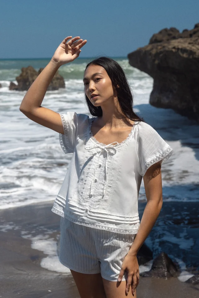 BAYLOR PINTUCK LACE TRIM RIBBON BLOUSE