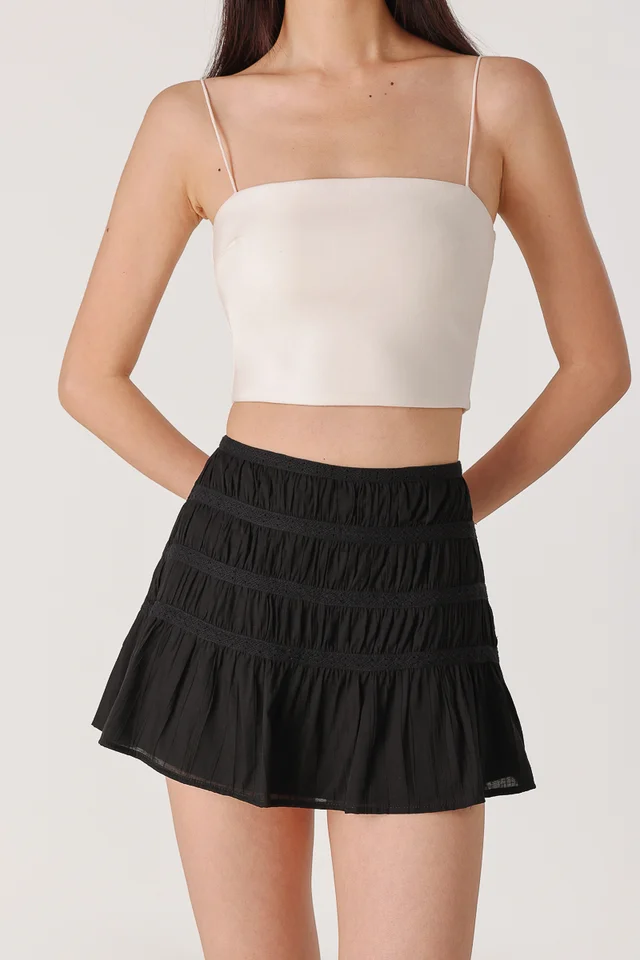 ALIA RUCHED LACE TRIM SKORTS (BLACK)