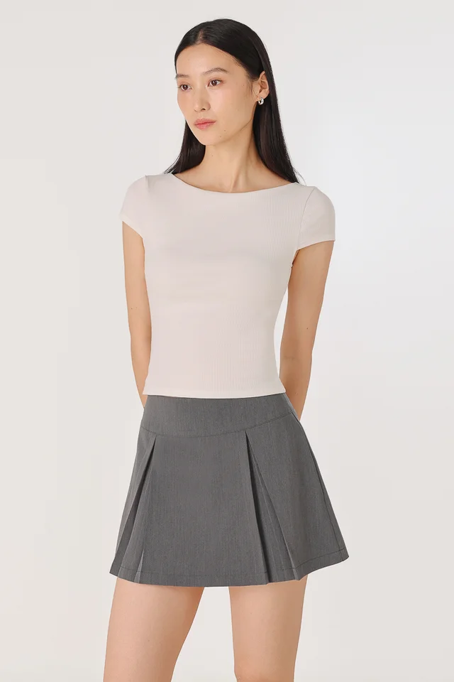 ELARIA PADDED BOAT NECK CAP SLEEVE TOP (WHITE)