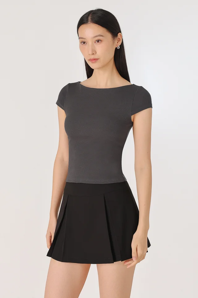ELARIA PADDED BOAT NECK CAP SLEEVE TOP (GREY)