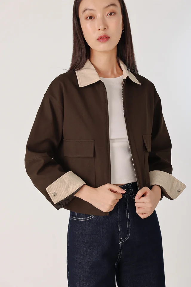 ARLETTE CONTRAST CORDUROY COLLAR CARGO JACKET (ESPRESSO)