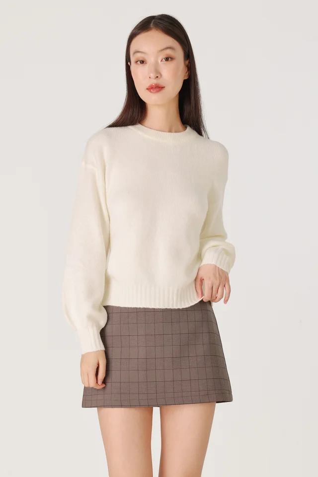 MAREEN CREW NECK COSY KNIT SWEATER (WHITE)