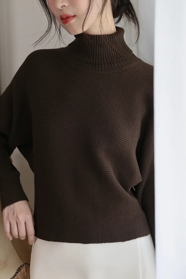 JACIELLA SLOUCHY TURTLE NECK LONG SLEEVE SWEATER (ESPRESSO)