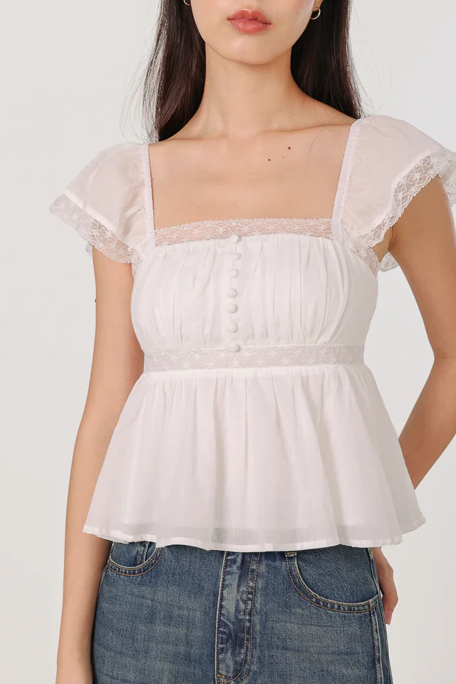 XYLIA PADDED CHIFFON LACE INSERT FLUTTER SLEEVE TOP (WHITE)