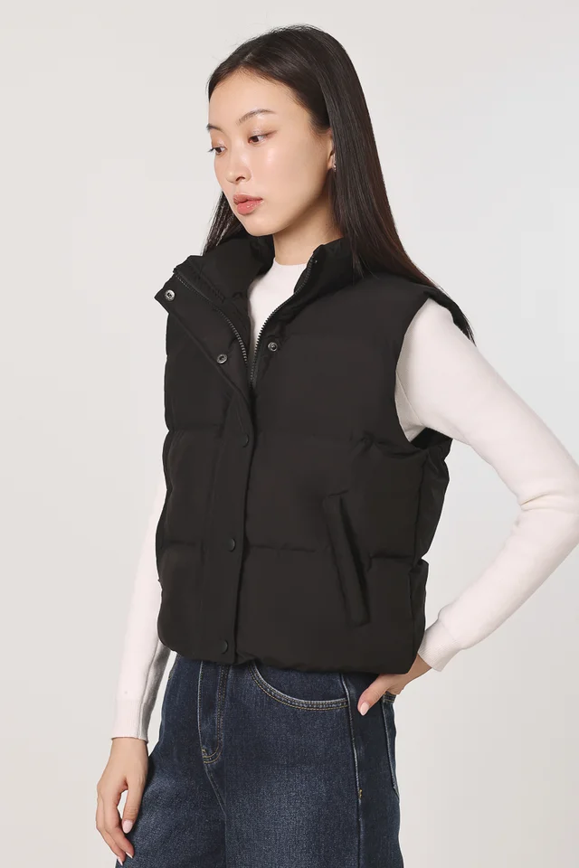 JILLIAN STAND COLLAR PUFFER CLOUD VEST