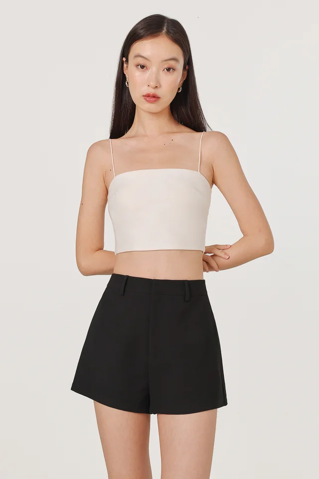 EIRA BASIC FRONT CLASP SHORTS (BLACK)