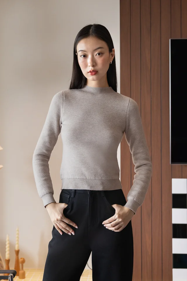 SERAPH FLEECE LINED MOCK NECK LONG SLEEVE KNIT TOP (HEATHER OAT)