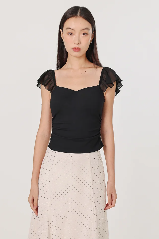 AVENNE PADDED CONTRAST CHIFFON FLUTTER SLEEVE TOP (BLACK)