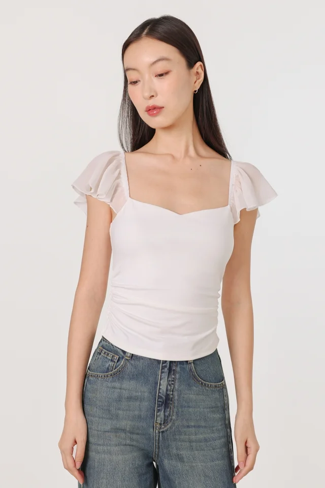 AVENNE PADDED CONTRAST CHIFFON FLUTTER SLEEVE TOP (WHITE)