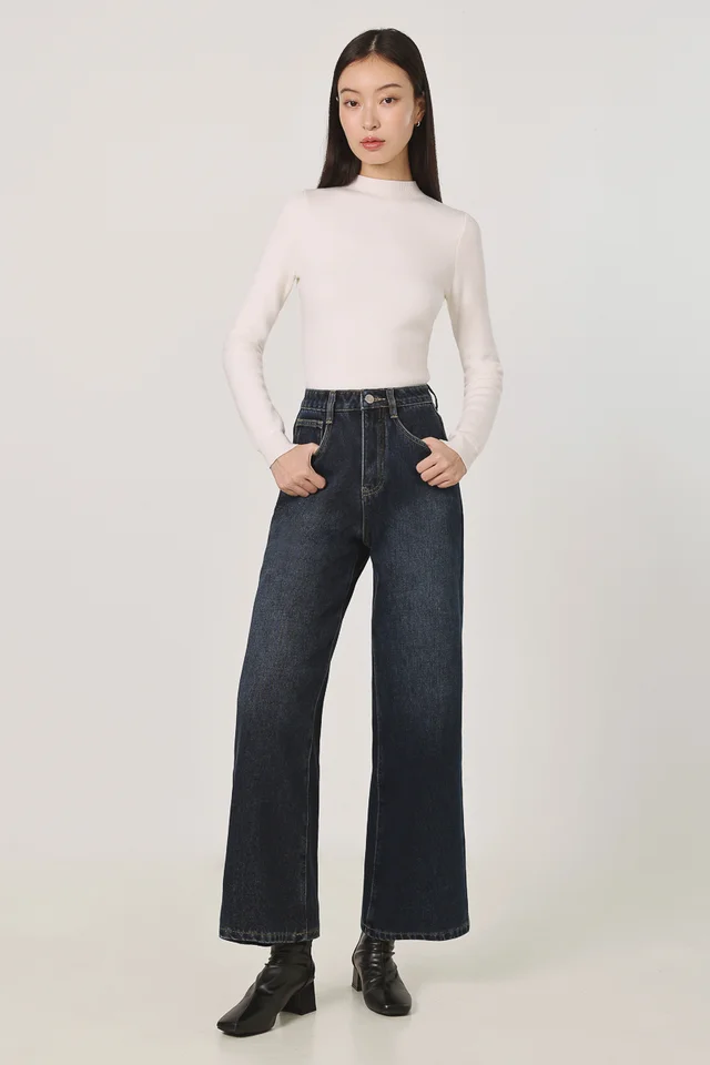 TOASTY FLEECE LINED DENIM STRAIGHT LEG JEANS - PETITE (DARK WASHED)