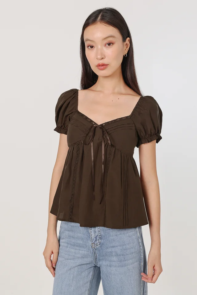 VIOLETTA PADDED PINTUCK RIBBON BABYDOLL TOP (ESPRESSO)