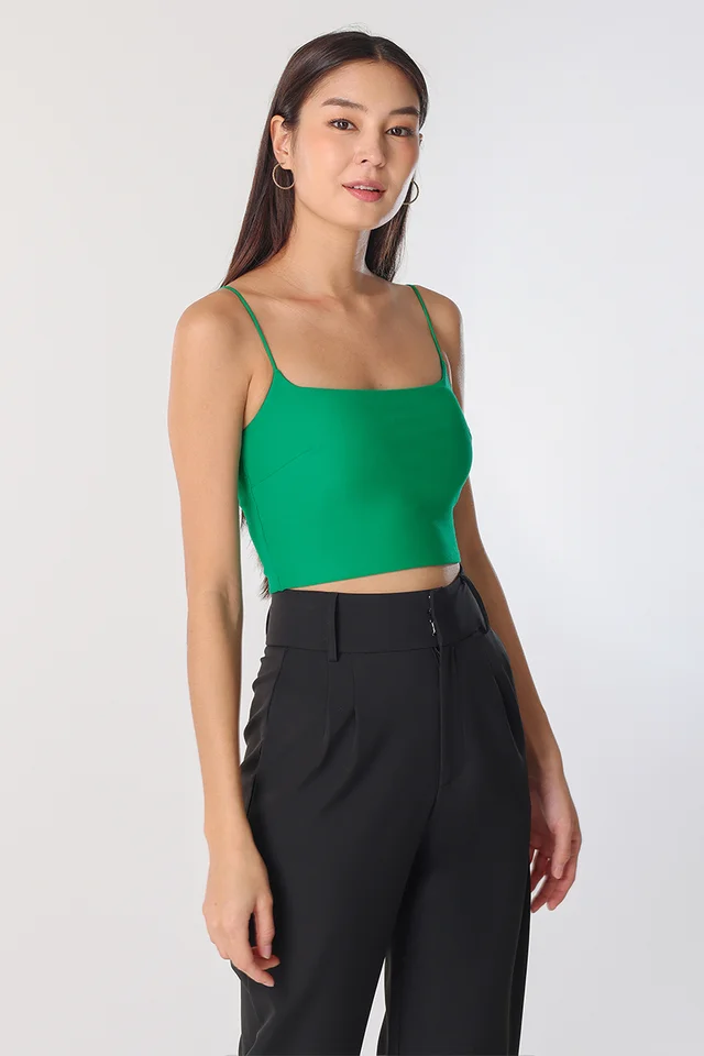 ARIELLE SCOOP CAMI CROP TOP (KELLY GREEN)