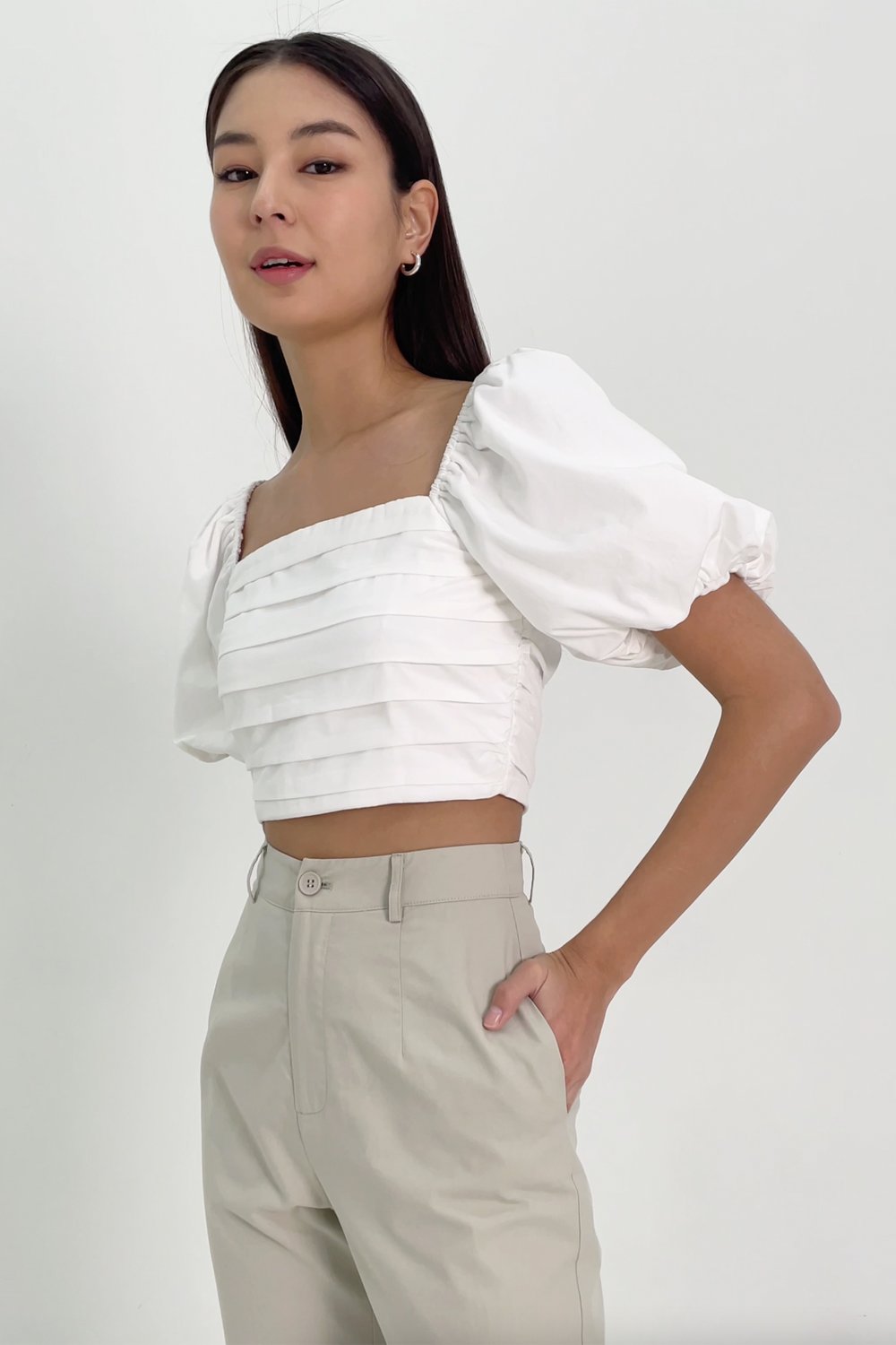 BELLA RUCHED PUFF SLEEVE TOP (WHITE)