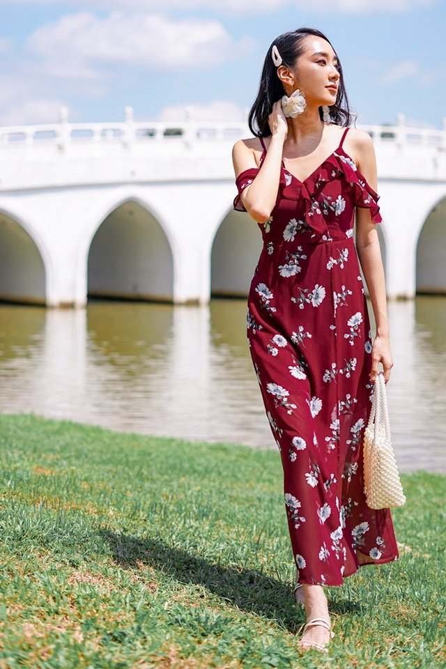 Red floral clearance maxi dress