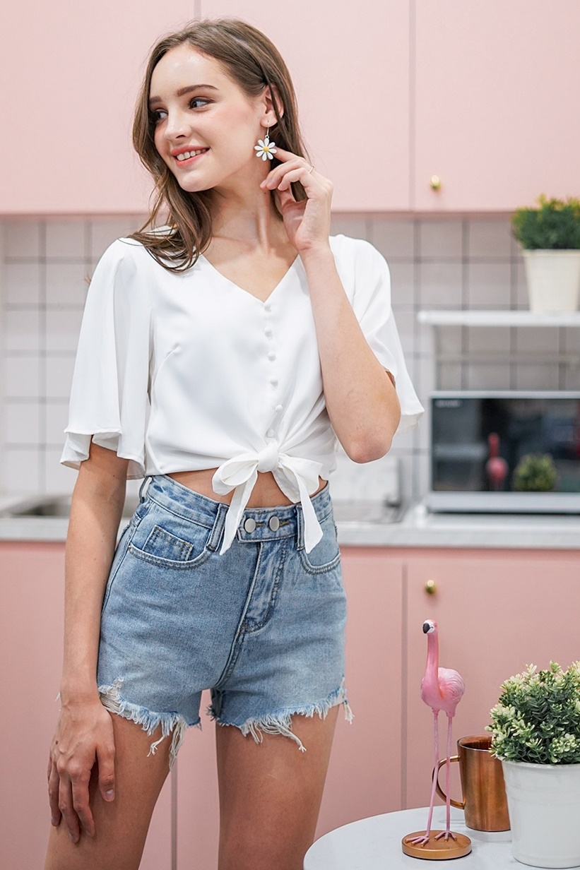 ripped shorts front and back