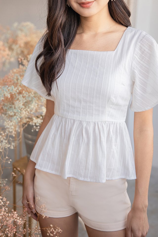 MEYGAN PEPLUM BABYDOLL TOP #MADEBYLOVET (WHITE)