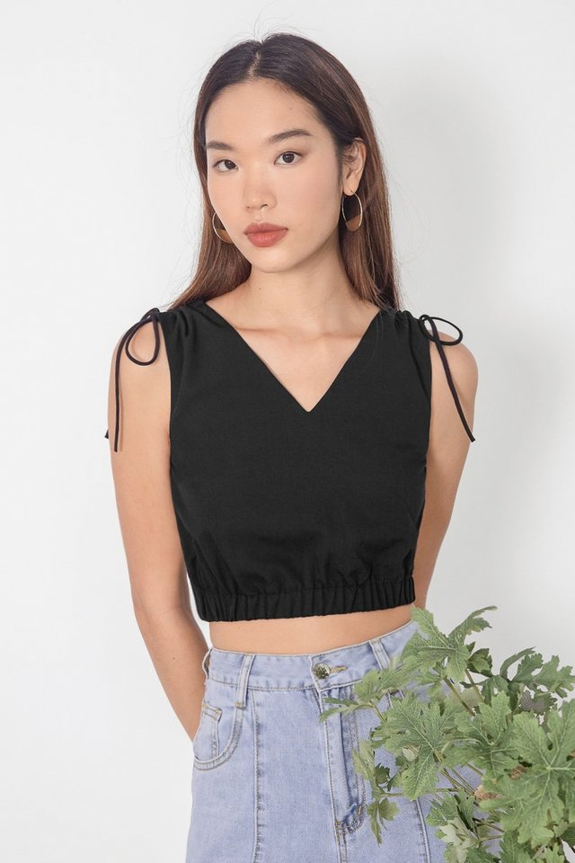 EMBY SCRUNCH SHOULDER CROP TOP #MADEBYLOVET (BLACK)